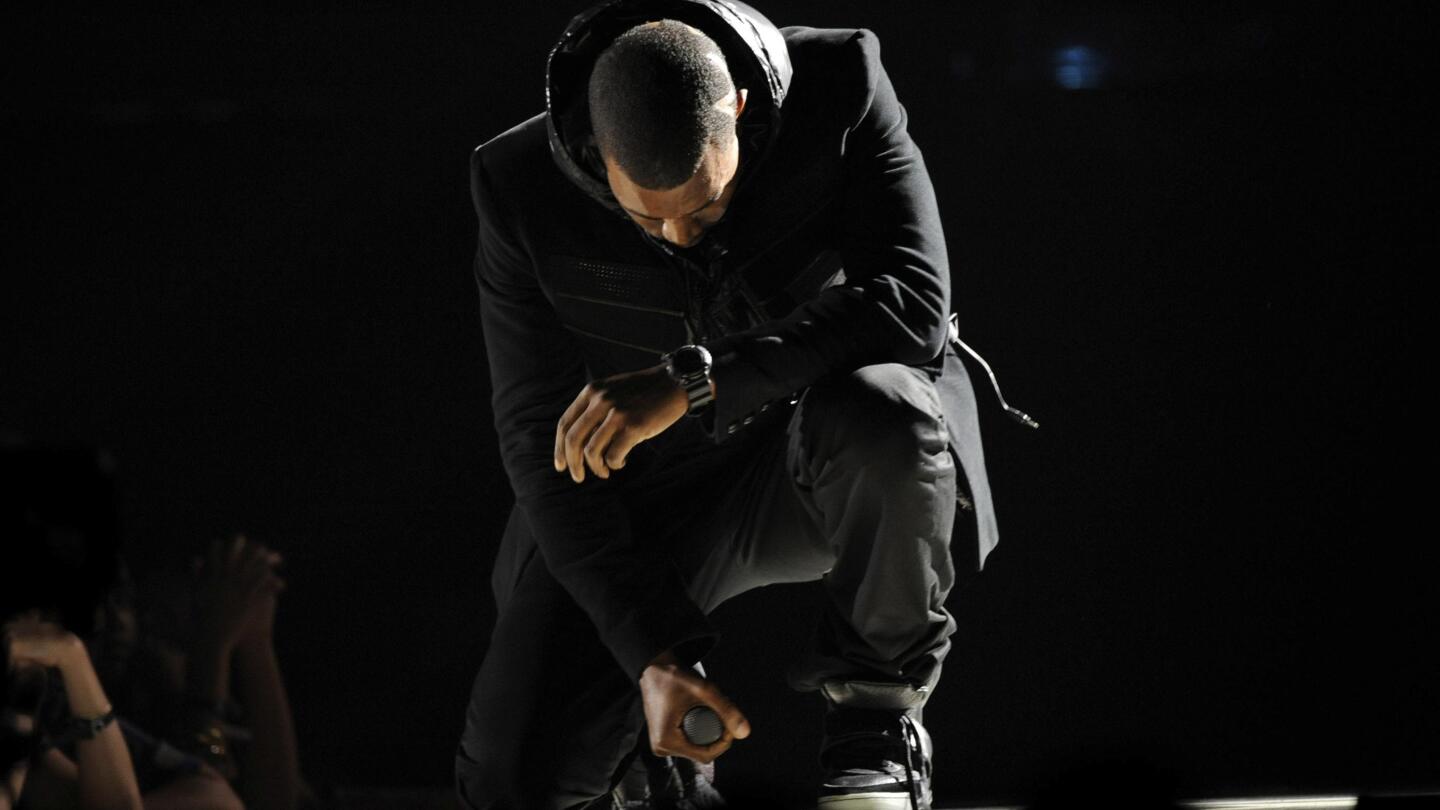 Kanye west clearance shoes 218